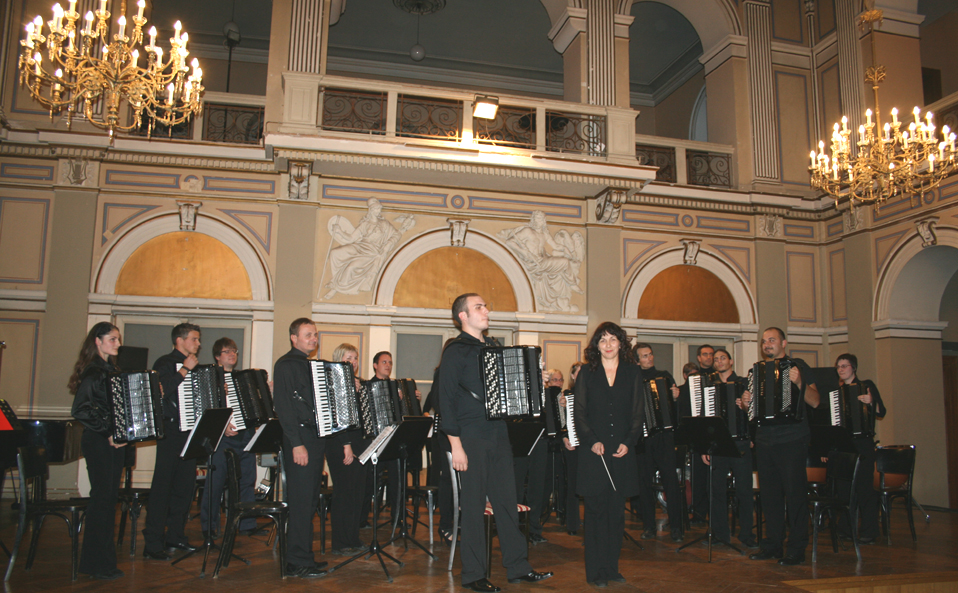 &ldquo;Stanko Mihovilovi&aelig;&rdquo; Accordion Orchestra, Conductor: Tatjana Laji&aelig;